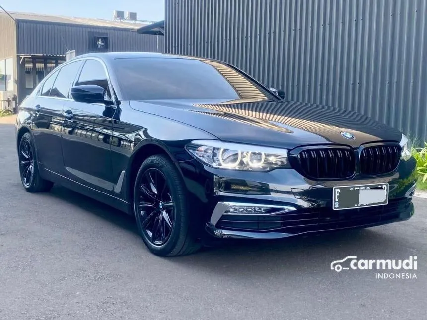 Jual Mobil BMW 520i 2018 Luxury 2.0 di DKI Jakarta Automatic Sedan Hitam Rp 558.000.000
