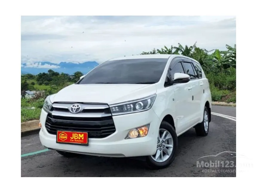 Jual Mobil Toyota Kijang Innova 2020 V 2.0 di Jawa Barat Manual MPV Putih Rp 330.000.000