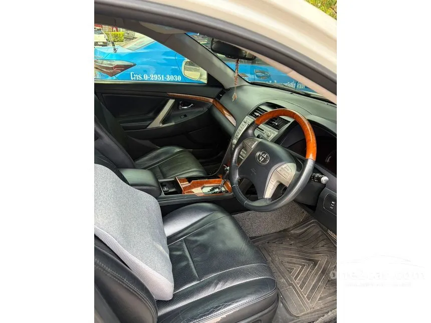 2012 Toyota CAMRY Hybrid Extremo Sedan