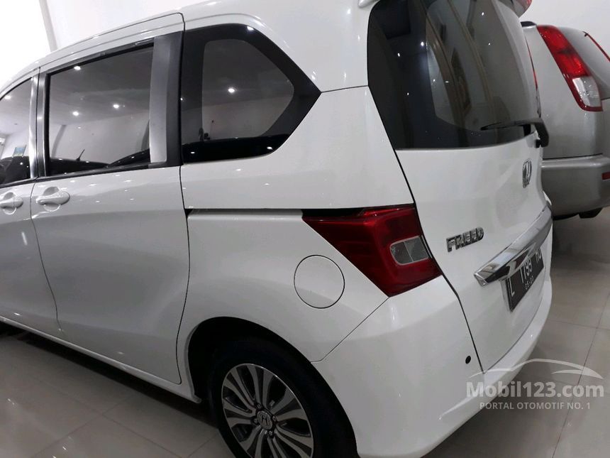 Jual Mobil Honda Freed 2013 S 1.5 di Jawa Timur Automatic 