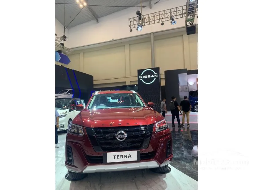 Jual Mobil Nissan Terra 2024 VL 2.5 di Jawa Barat Automatic Wagon Merah Rp 749.000.000