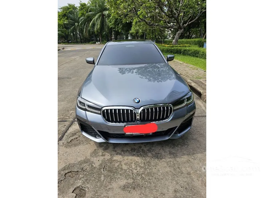 2021 BMW 530e M Sport Sedan