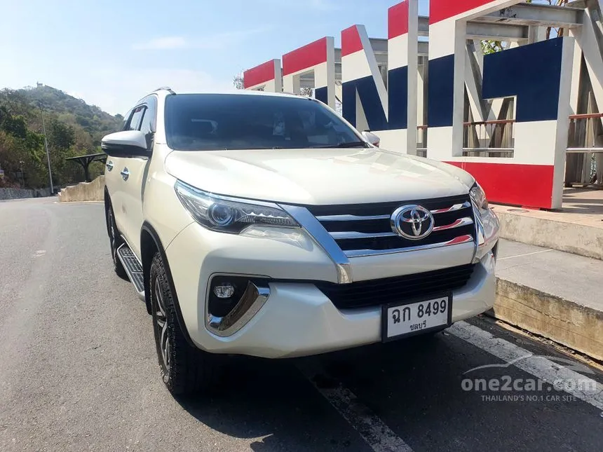 2018 Toyota FORTUNER V SUV