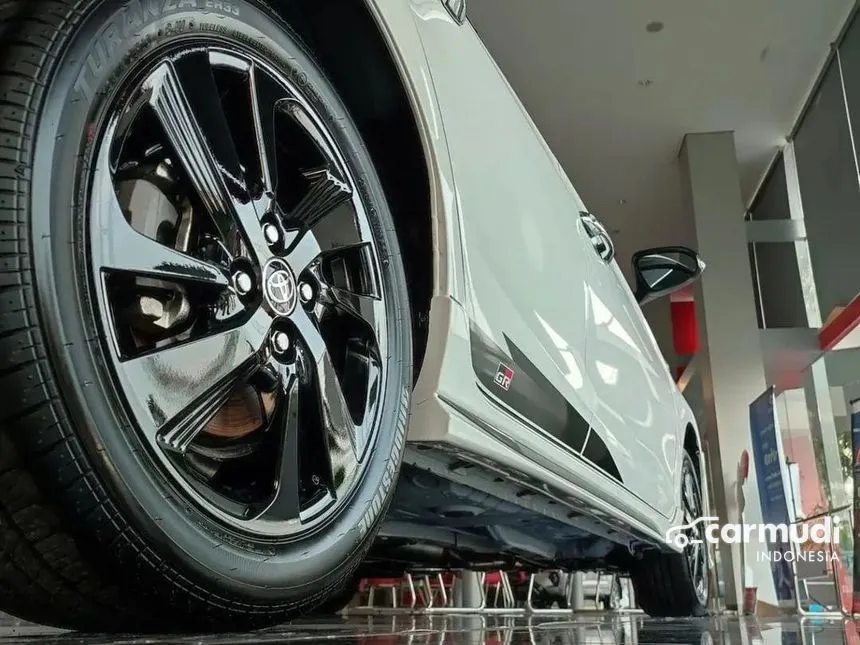 2022 Toyota Yaris S GR Sport Hatchback