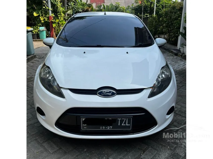 2012 Ford Fiesta Trend Hatchback
