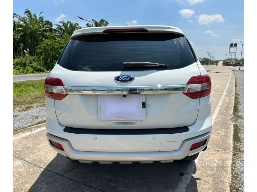 2016 Ford EVEREST Titanium SUV
