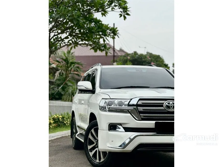 2012 Toyota Land Cruiser 200 Full spec SUV