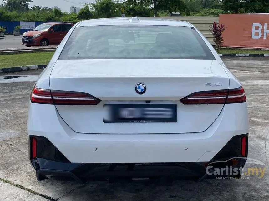 2024 BMW 520i M Sport Sedan