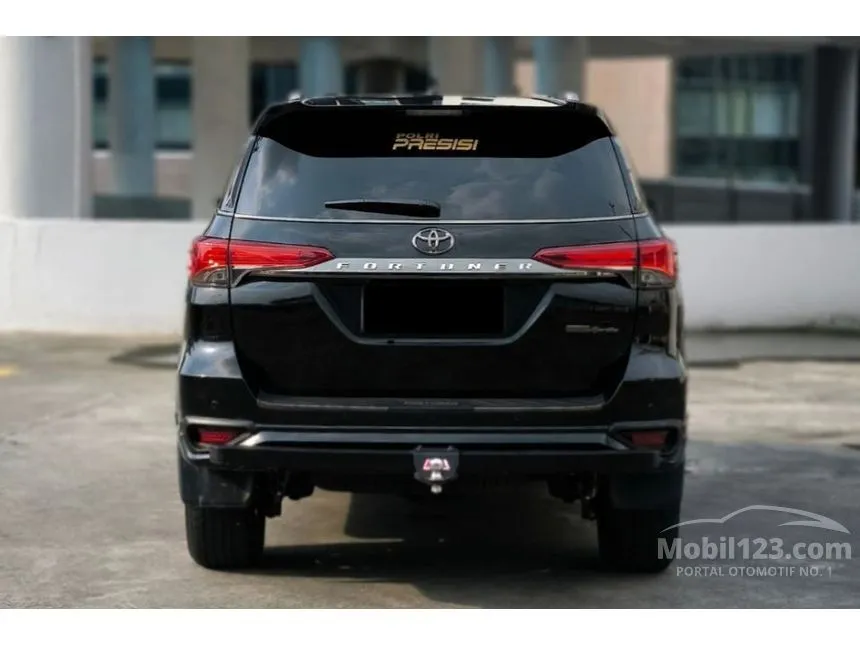 2019 Toyota Fortuner VRZ TRD 4X2 SUV