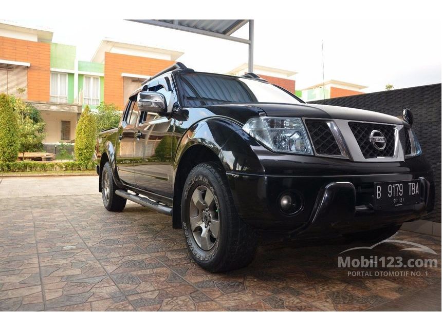 Jual Mobil Nissan Navara 2010 2.5 2.5 di Banten Automatic 