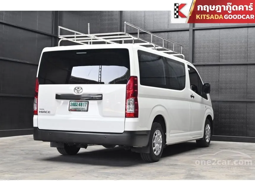 2022 Toyota HIACE Eco Van