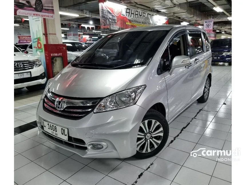 Jual Mobil Honda Freed 2013 E 1.5 di Jawa Timur Automatic MPV Silver Rp 165.000.000