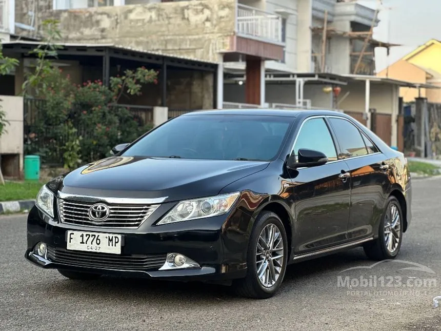 2013 Toyota Camry V Sedan
