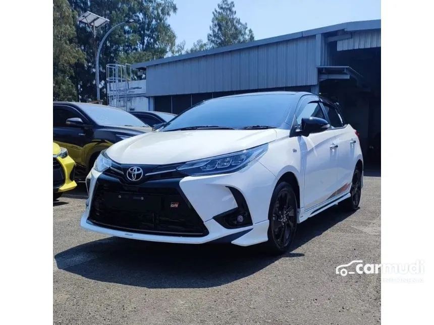 Jual Mobil Toyota Yaris 2024 S GR Sport 1.5 di Jawa Barat Automatic Hatchback Putih Rp 327.850.000