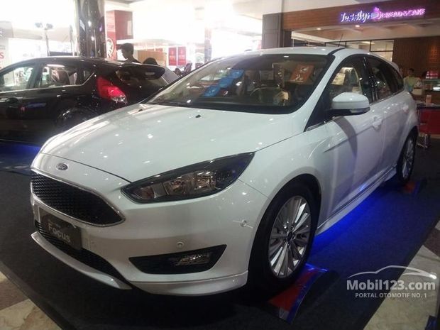  Ford Focus Mobil Bekas Baru dijual di Indonesia Dari 