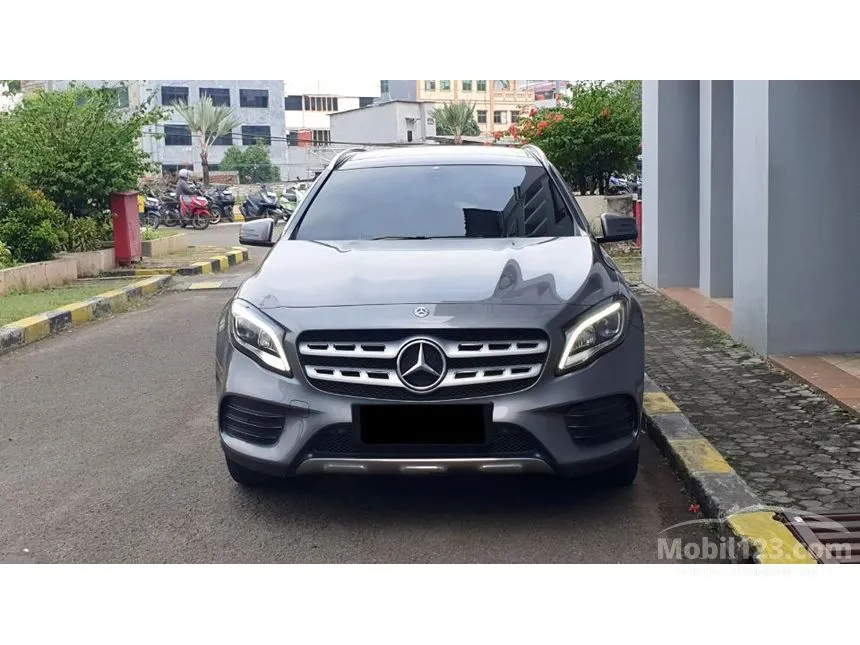 2019 Mercedes-Benz GLA200 AMG Line SUV