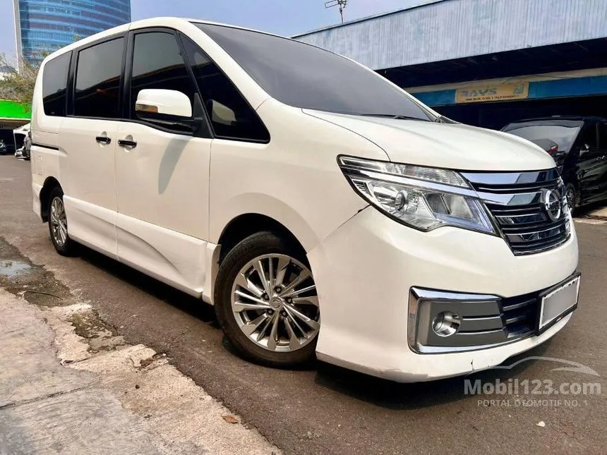 Jual Mobil Nissan Serena 2015 Panoramic Autech 2.0 di DKI Jakarta Automatic MPV Putih Rp 162.000.000
