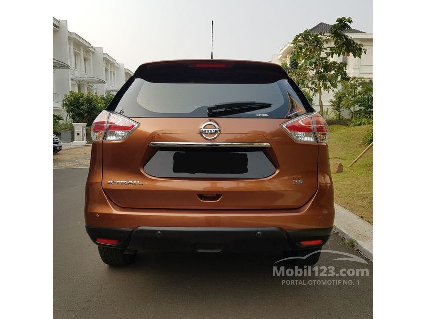 Jual Mobil Nissan X-Trail 2015 T32 2.5 di Banten Automatic SUV Orange