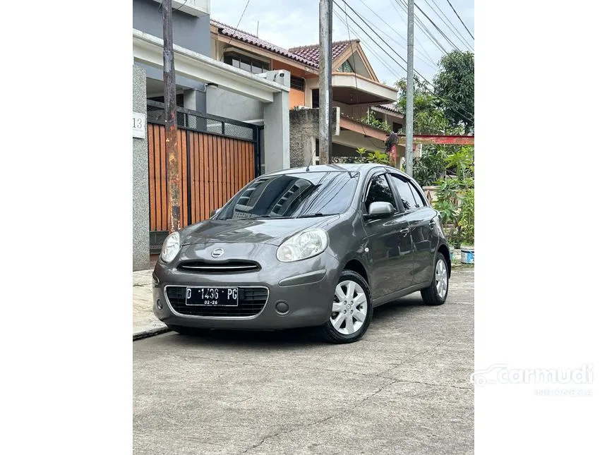 Jual Mobil Nissan March 2012 XS 1.2 di Jawa Barat Automatic Hatchback Abu