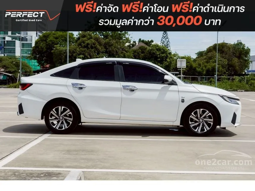 2022 Toyota Yaris Ativ Sport Sedan