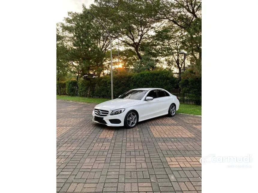 2018 Mercedes-Benz C200 AMG Sedan