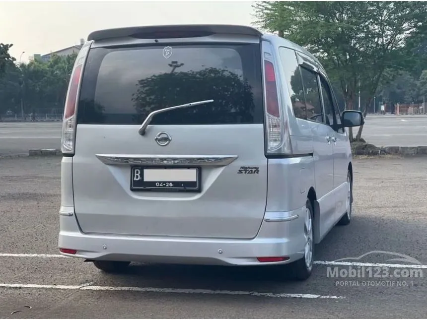 2013 Nissan Serena Highway Star MPV