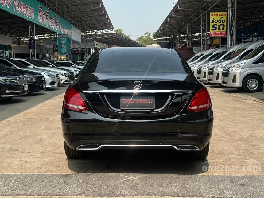 2015 Mercedes-Benz C180 Avantgarde Sedan