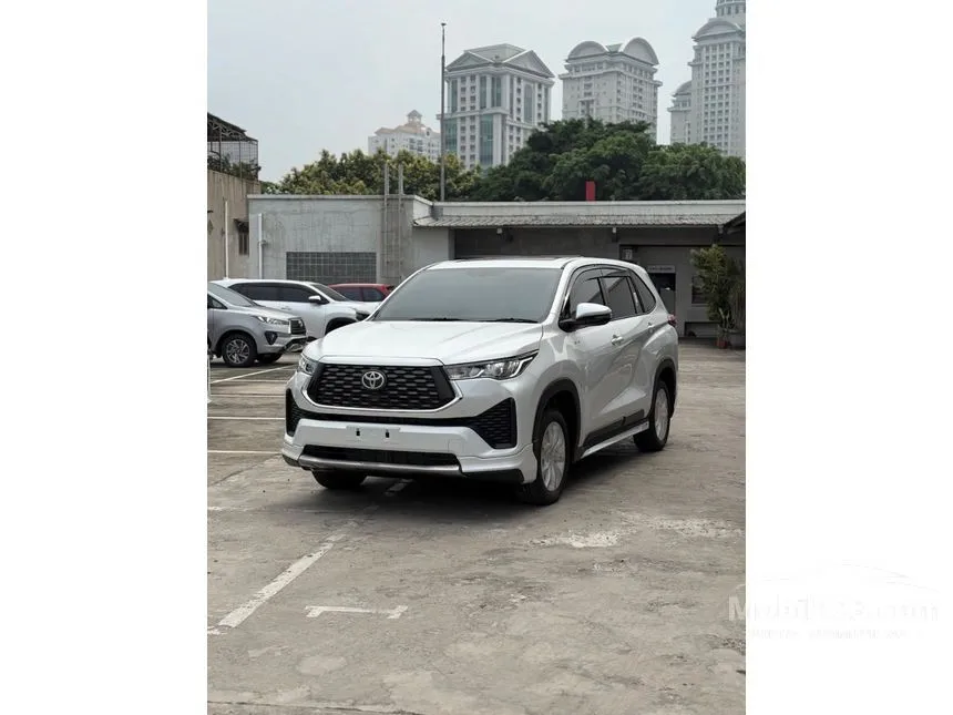 2026 Toyota Kijang Innova Zenix V HV Modellista (Premium Color) MPV