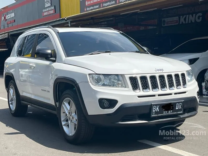 Jual Mobil Jeep Compass 2013 Limited 2.4 di DKI Jakarta Automatic SUV Putih Rp 196.000.000