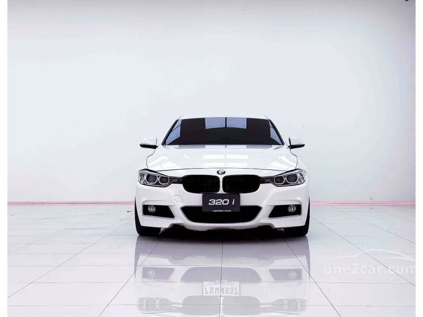 2016 BMW 320i Sedan