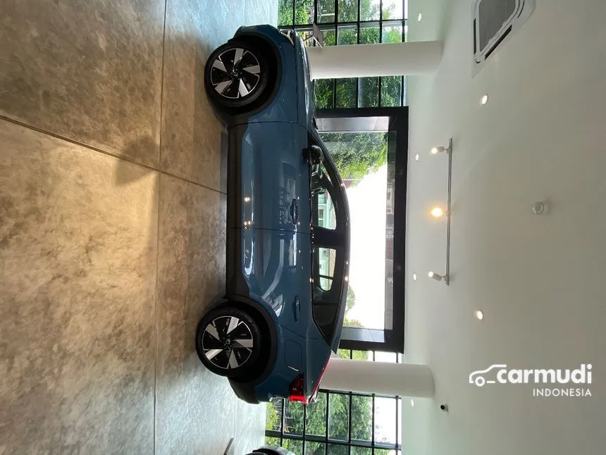 2023 Volvo C40 Recharge EV Wagon