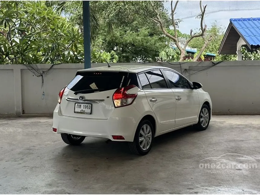 2017 Toyota YARIS G Hatchback