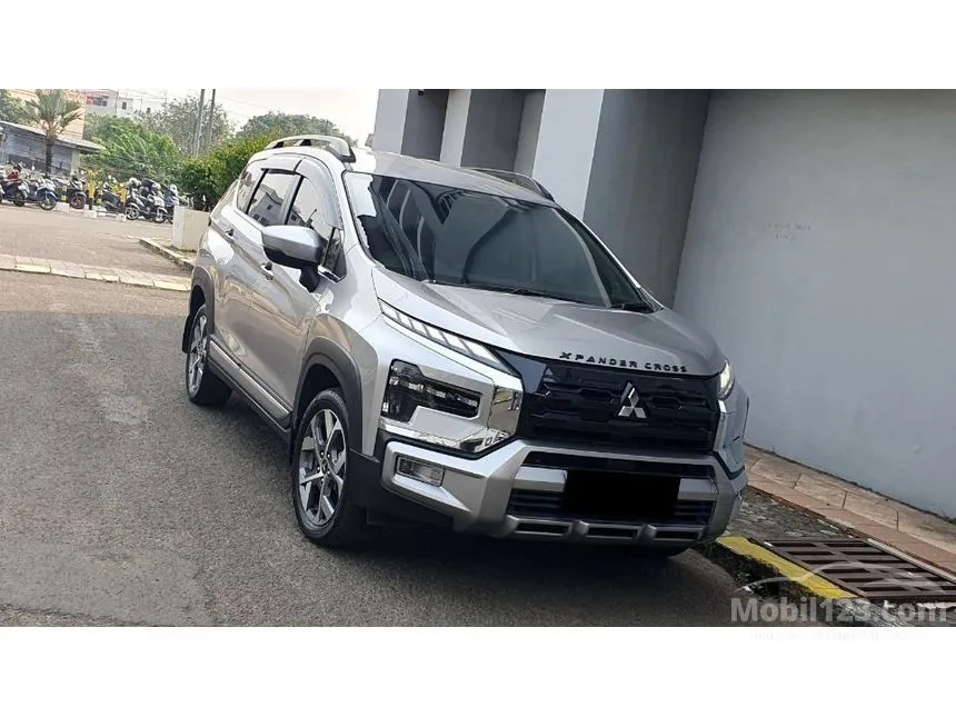 2024 Mitsubishi Xpander Cross Premium MPV