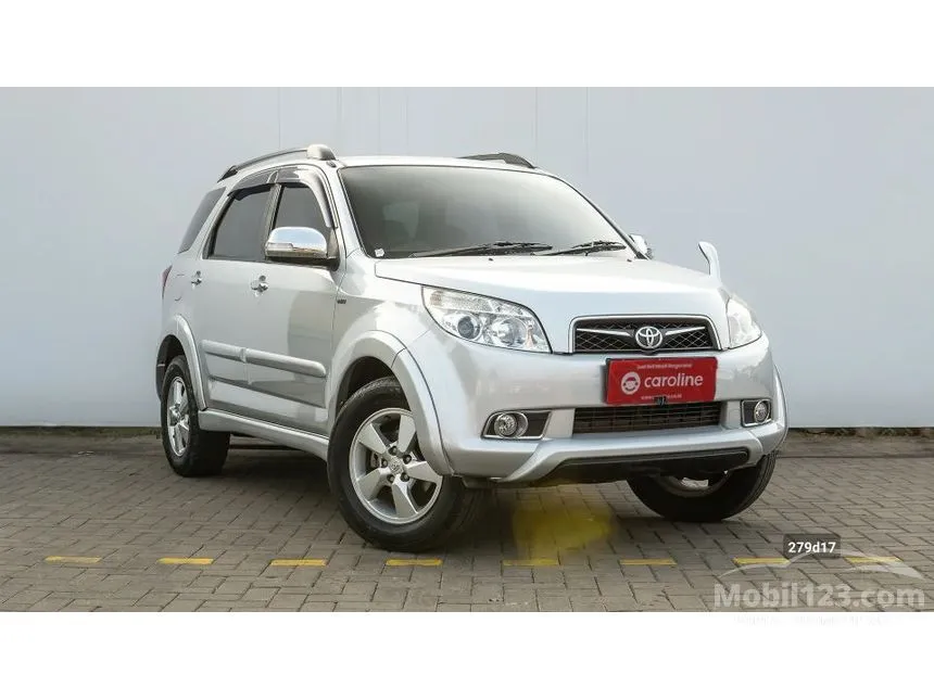Jual Mobil Toyota Rush 2010 S 1.5 di Banten Automatic SUV Silver Rp 117.000.000