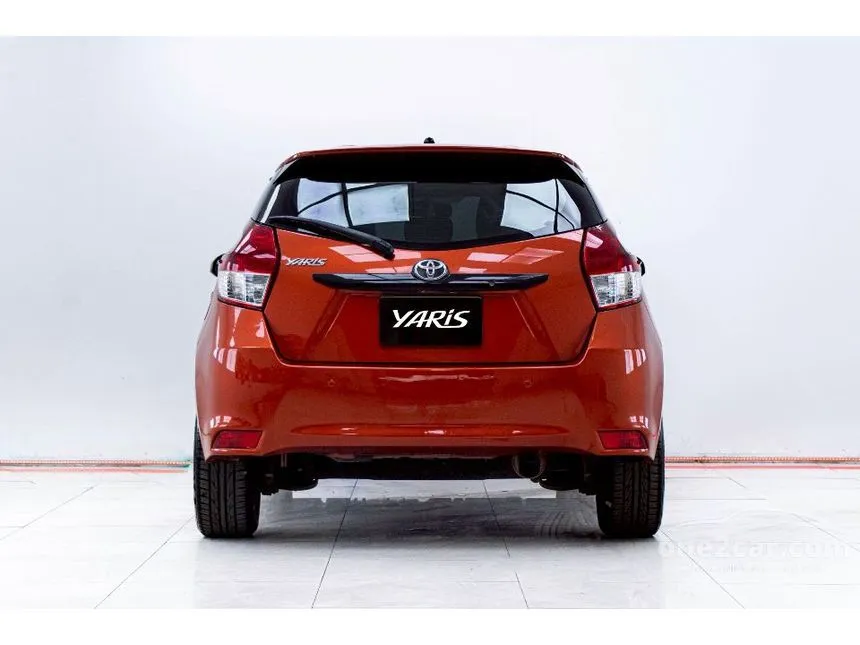 2015 Toyota YARIS J Eco Hatchback