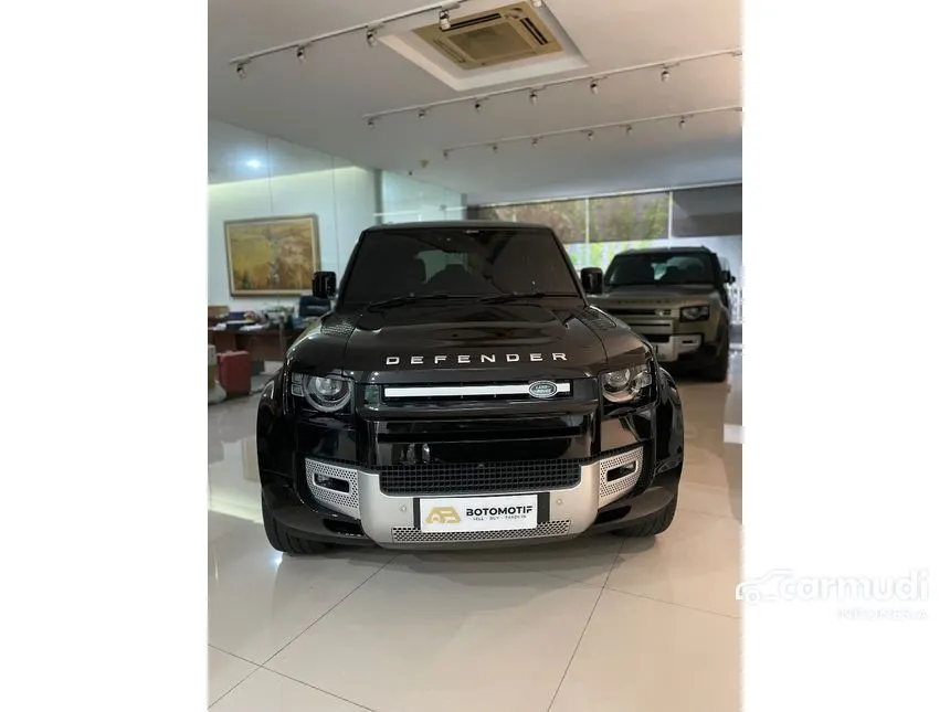Jual Mobil Land Rover Defender 2022 110 P400 3.0 di DKI Jakarta Automatic SUV Hitam Rp 3.100.000.000