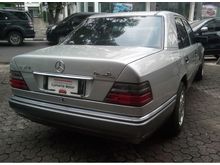 1995 Mercedes-Benz 220E 2.2 2.2 Manual MasterPiece