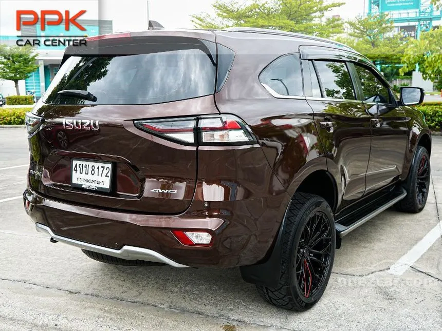 2021 Isuzu MU-X Ultimate SUV