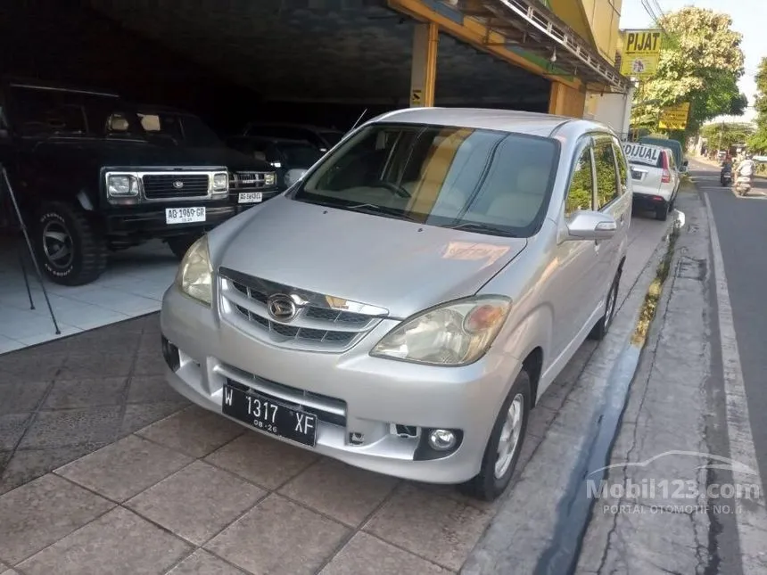 Jual Mobil Daihatsu Xenia 2006 Li 1.0 di Jawa Timur Manual MPV Silver Rp 78.000.000