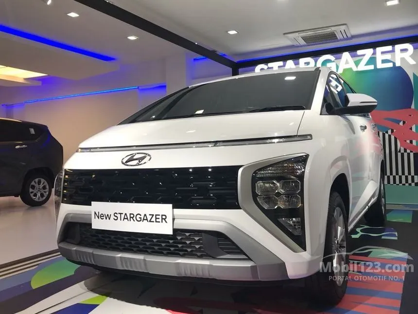 Jual Mobil Hyundai Stargazer 2024 Essential 1.5 di DKI Jakarta Automatic Wagon Orange Rp 237.000.000