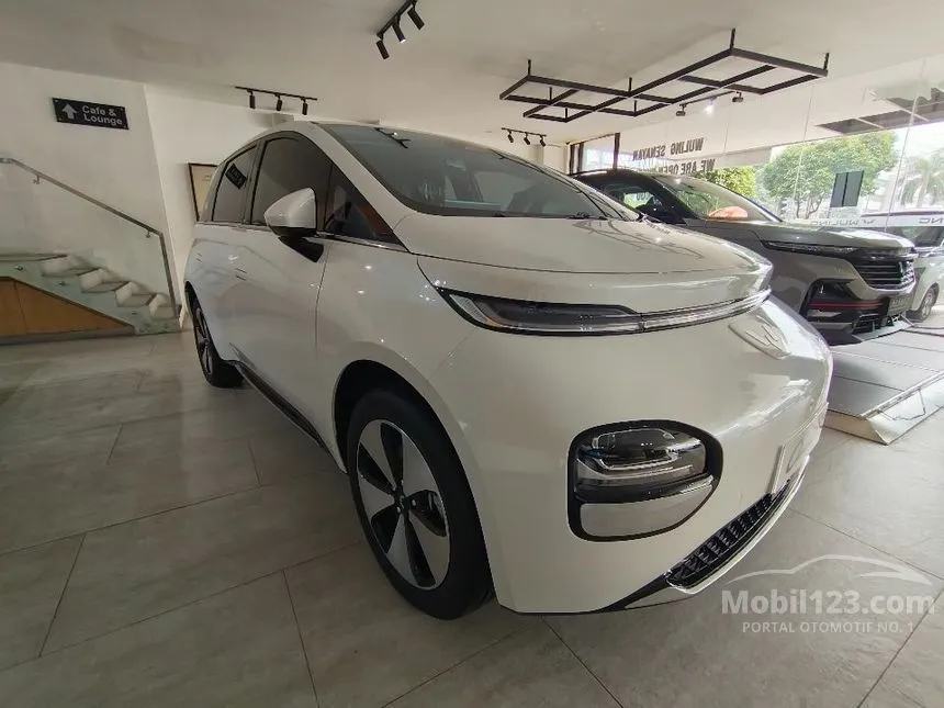 Jual Mobil Wuling Cloud EV 2024 EV di DKI Jakarta Automatic Hatchback Putih Rp 380.800.000