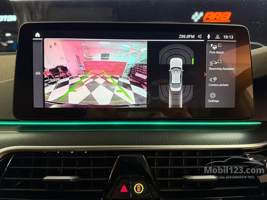 2023 BMW 520i M Sport Sedan
