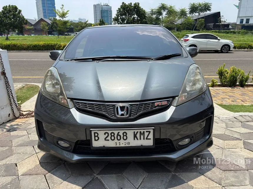 Jual Mobil Honda Jazz 2013 RS 1.5 di Jawa Barat Automatic Hatchback Abu