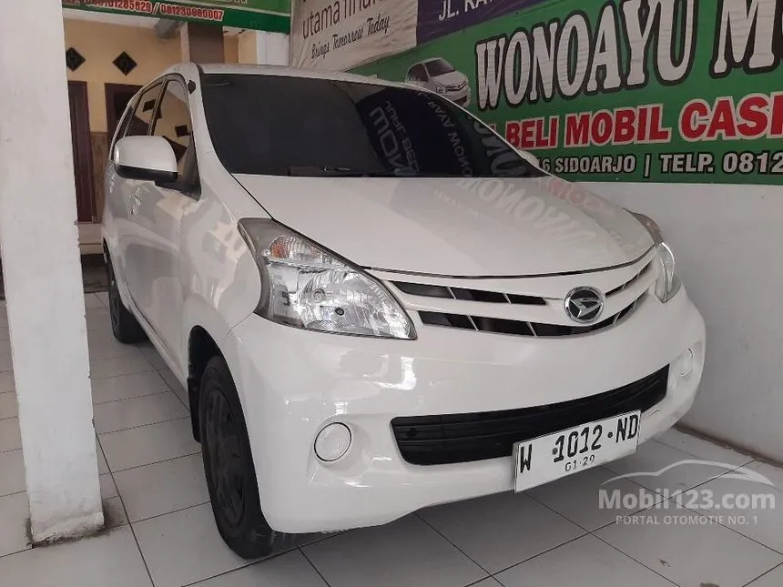 Jual Mobil Daihatsu Xenia 2013 M 1.0 di Jawa Timur Manual MPV Putih Rp 94.500.000