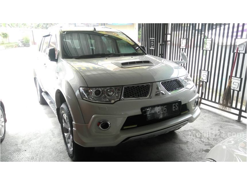 Jual Mobil  Mitsubishi Pajero  Sport  2013 Dakar  2 5 di Jawa 