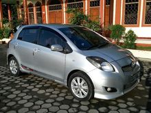 2010 Toyota Yaris 1.5 E Hatchback