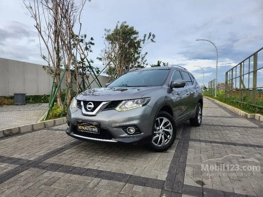 Jual Mobil Nissan X