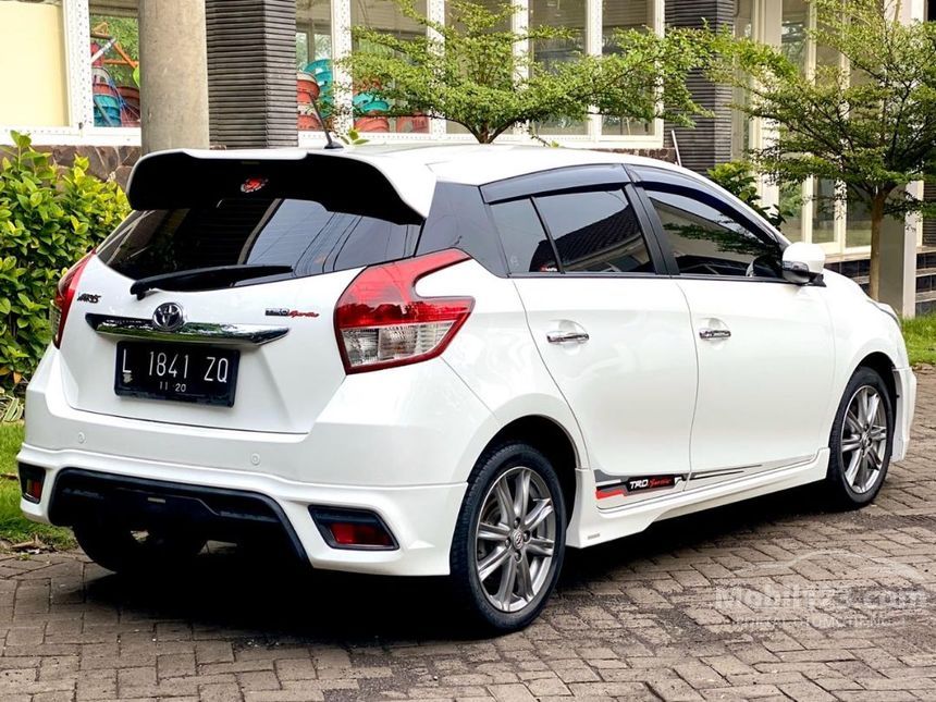 Topten Toyota Yaris TRD Sportivo, Gambar Pintu