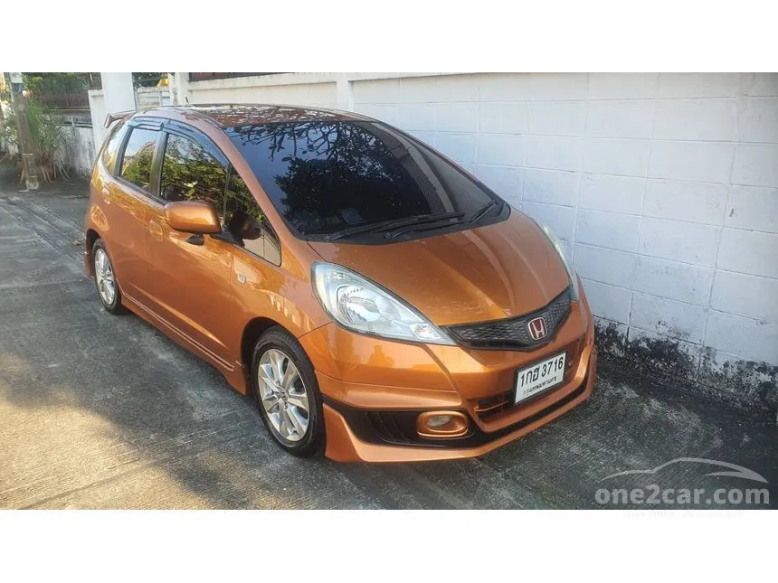 2011 Honda JAZZ V (SRS) Hatchback