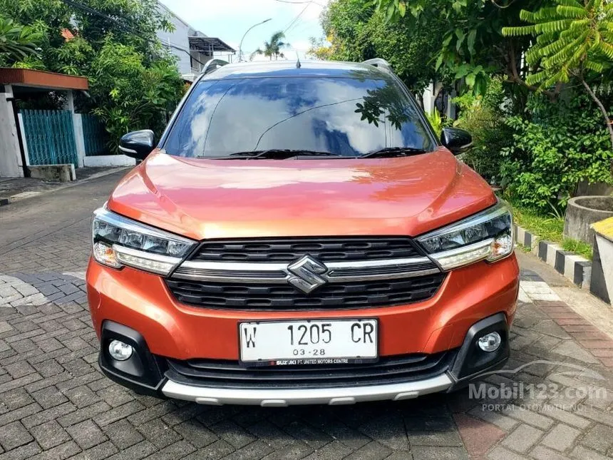 Jual Mobil Suzuki XL7 2022 ALPHA 1.5 di Jawa Timur Automatic Wagon Orange Rp 230.000.000
